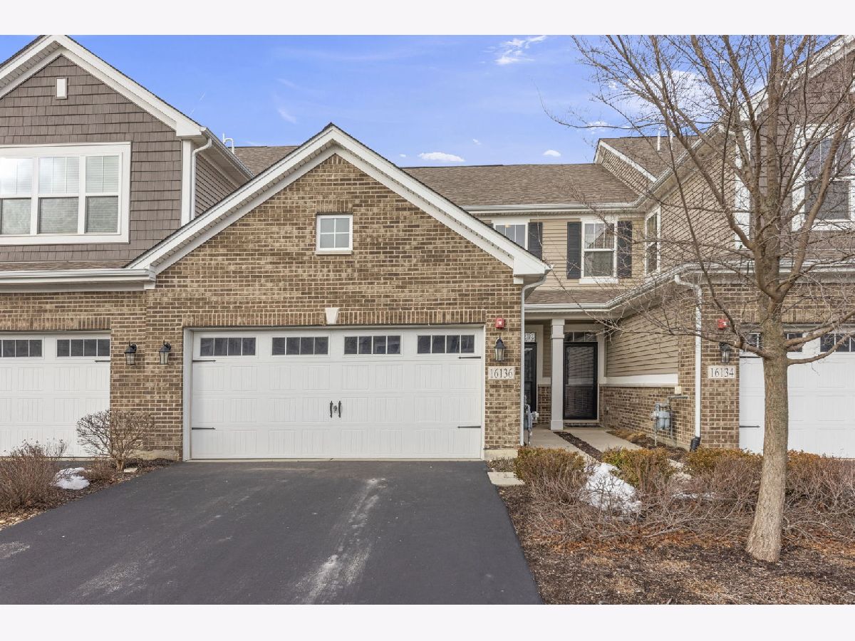 Townhomes Rented The Townes At Sagebrook Lockport Illinois, 16136 Coneflower