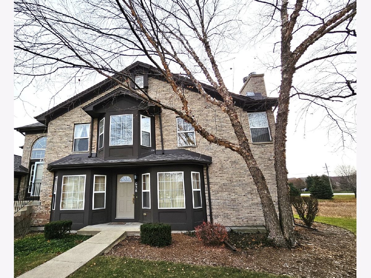 Townhomes & Condos Sold Kresswood Trails Mchenry Illinois, 628 Kresswood