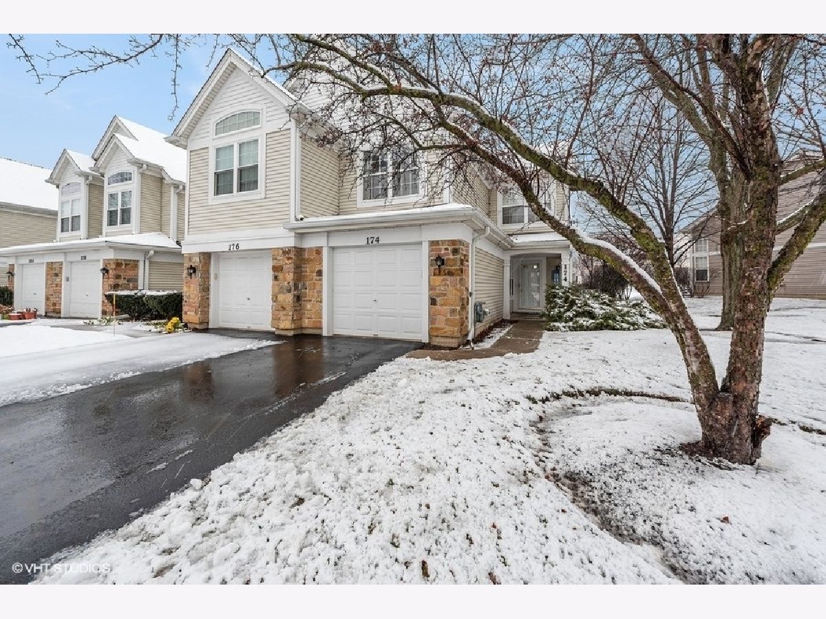 Townhomes & Condos Sold Concord Pointe Carol Stream Illinois, 174 Concord
