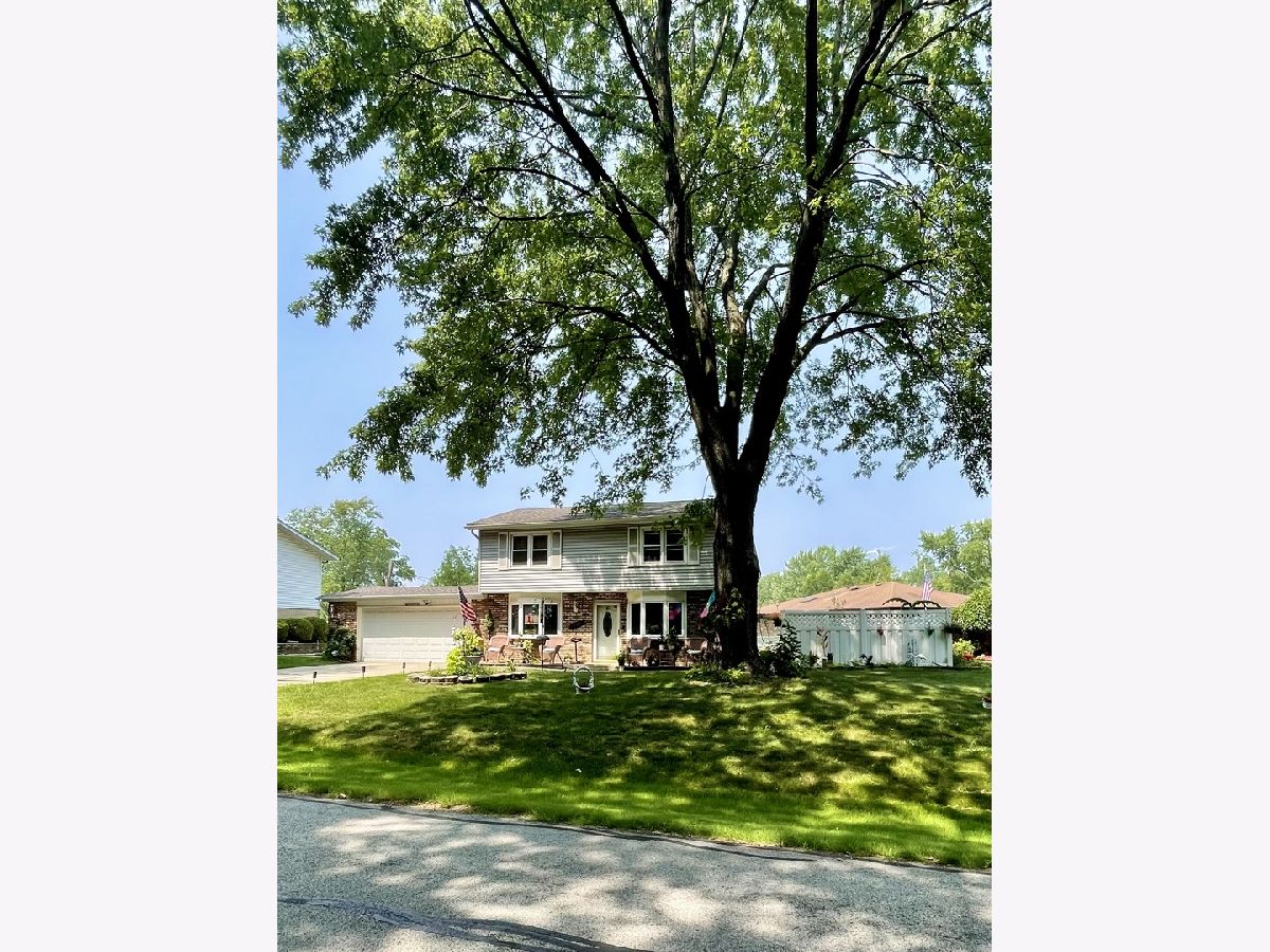 Homes Sold Friendly Oaks Oak Forest Illinois, 5516 163rd