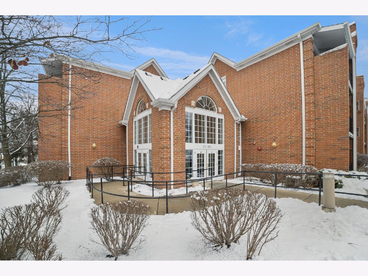 Condominiums Sold Hunt Club Condos St Charles Illinois, 169 Hunt Club