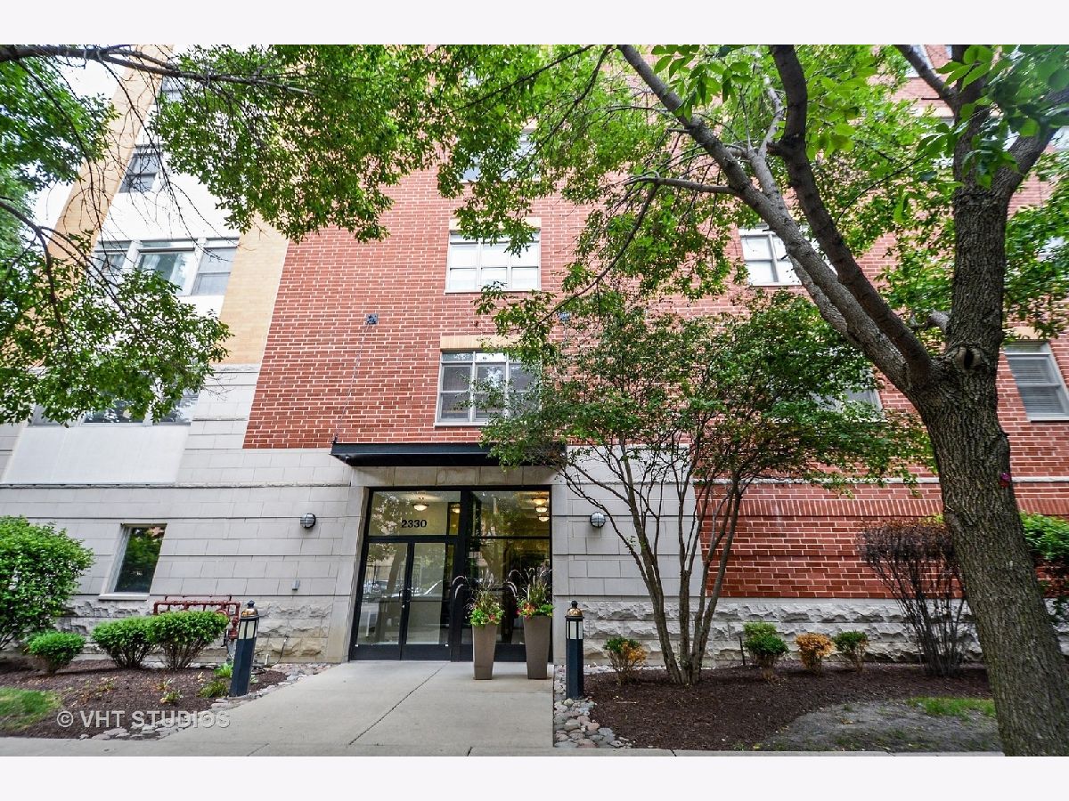 Condominiums Sold St Paul Condos Chicago Illinois, 2330 St Paul