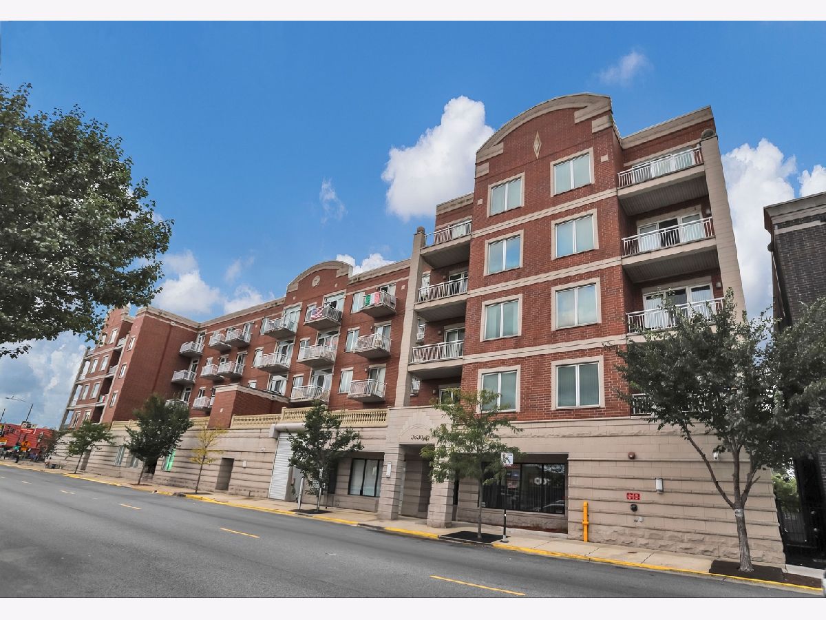 Condominiums Sold Verandas On Harlem Chicago Illinois, 3630 Harlem
