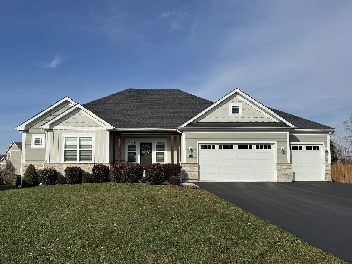 Homes & Townhomes & Condos Sold Townsend Woods Sycamore Illinois, 973 Hamilton
