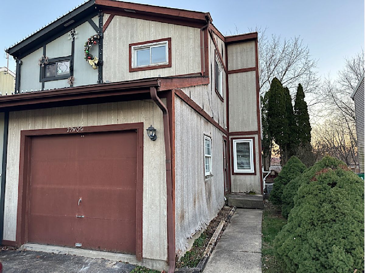 Condos & Townhomes & Homes Sold Winfield Terrace Winfield Illinois, 27W051 Cooley