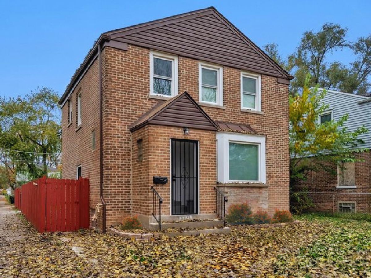  Rented Chicago Illinois, 9942 Luella