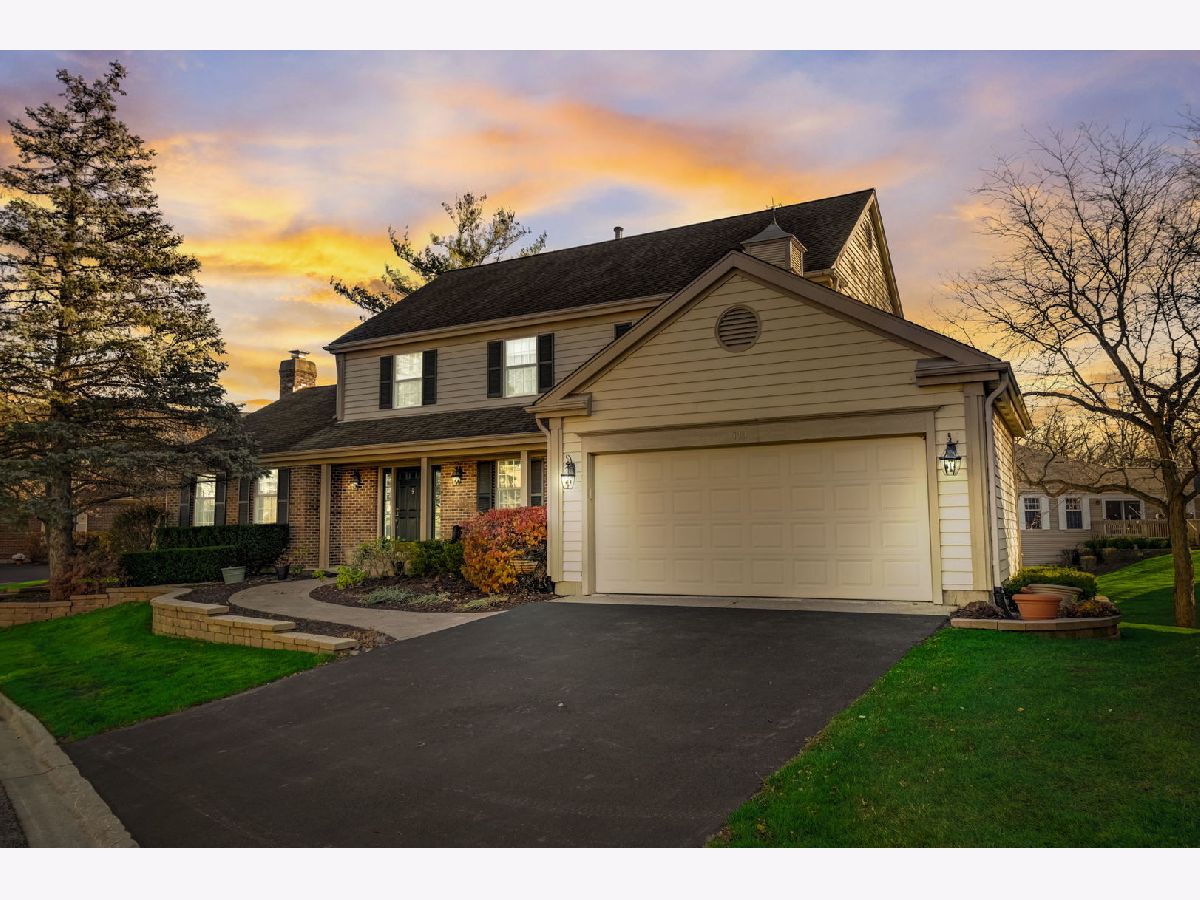 Homes & Condos & Townhomes Sold Inverness On The Ponds Inverness Illinois, 111 Craigie