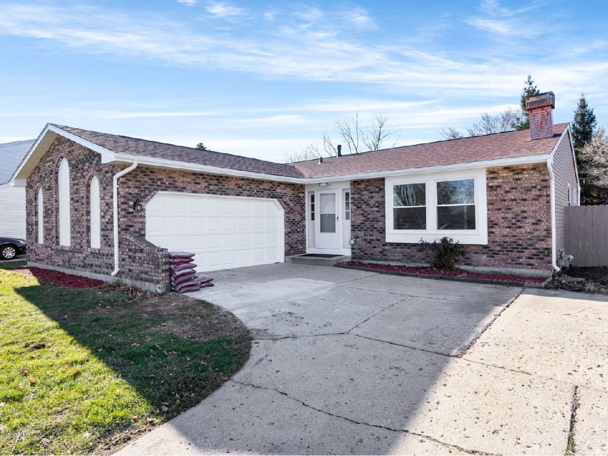 Homes Sold Hopps Corner South Elgin Illinois, 110 Wedgewood