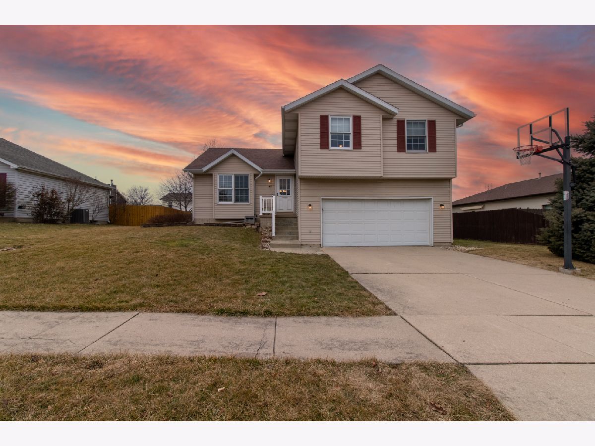 Homes & Condos & Townhomes Sold Highland East Bloomington Illinois, 42 Holder