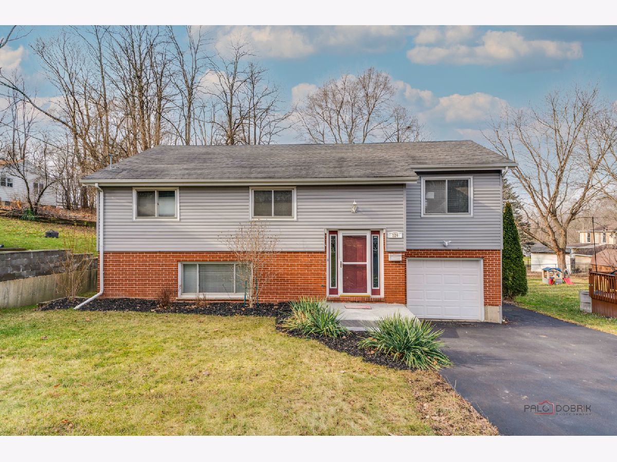Homes Sold Vorisek Fox River Grove Illinois, 220 Grove