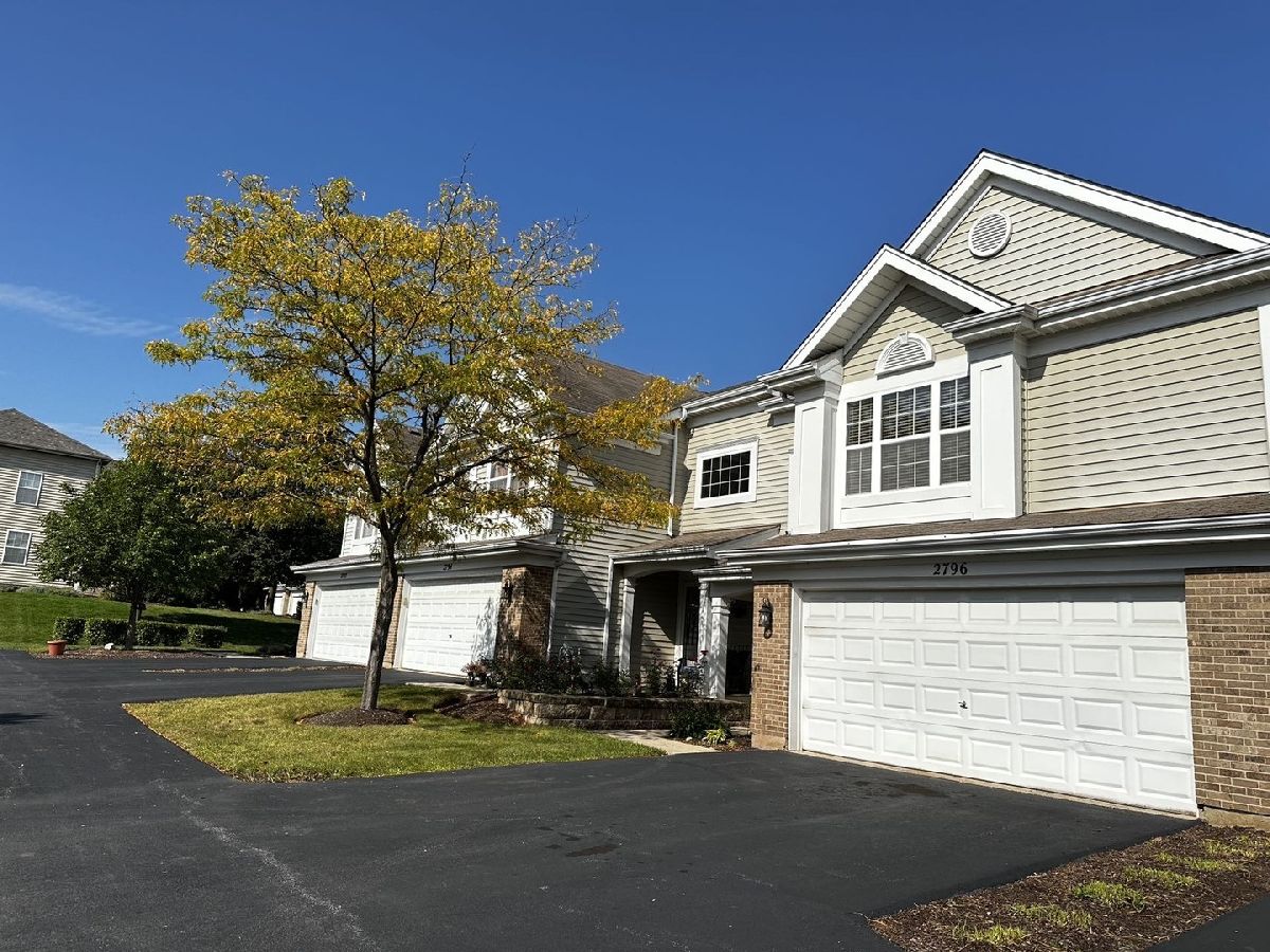 Townhomes Rented Parkside At Countryside Aurora Illinois, 2780 Borkshire