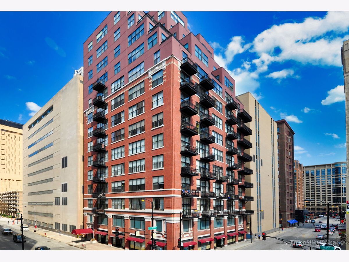Condominiums Sold Harrison Street Lofts Chicago Illinois, 547 Clark
