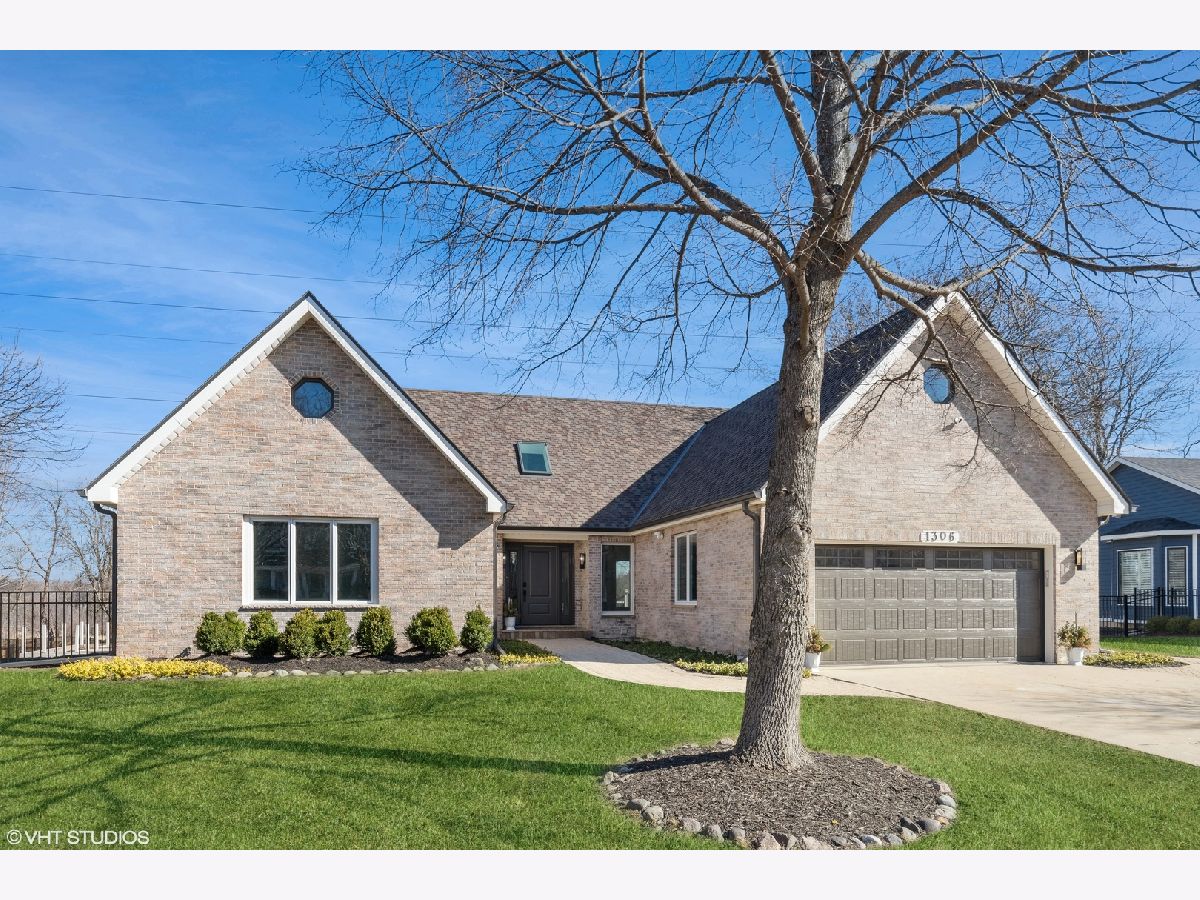 Homes Sold Interlaken Ridge Libertyville Illinois, 1306 Saint William
