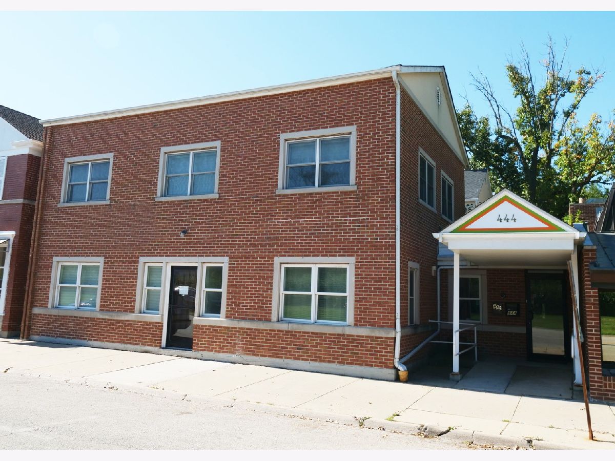  Rented Kenilworth Illinois, 444 Green Bay