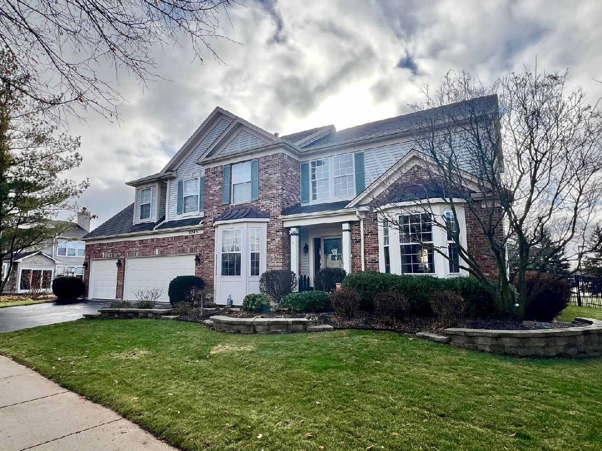 Townhomes & Homes Sold Country Club Village Aurora Illinois, 2745 Hamman