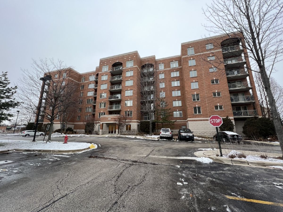 Condos & Townhomes Sold Stone Gate Des Plaines Illinois, 390 Western