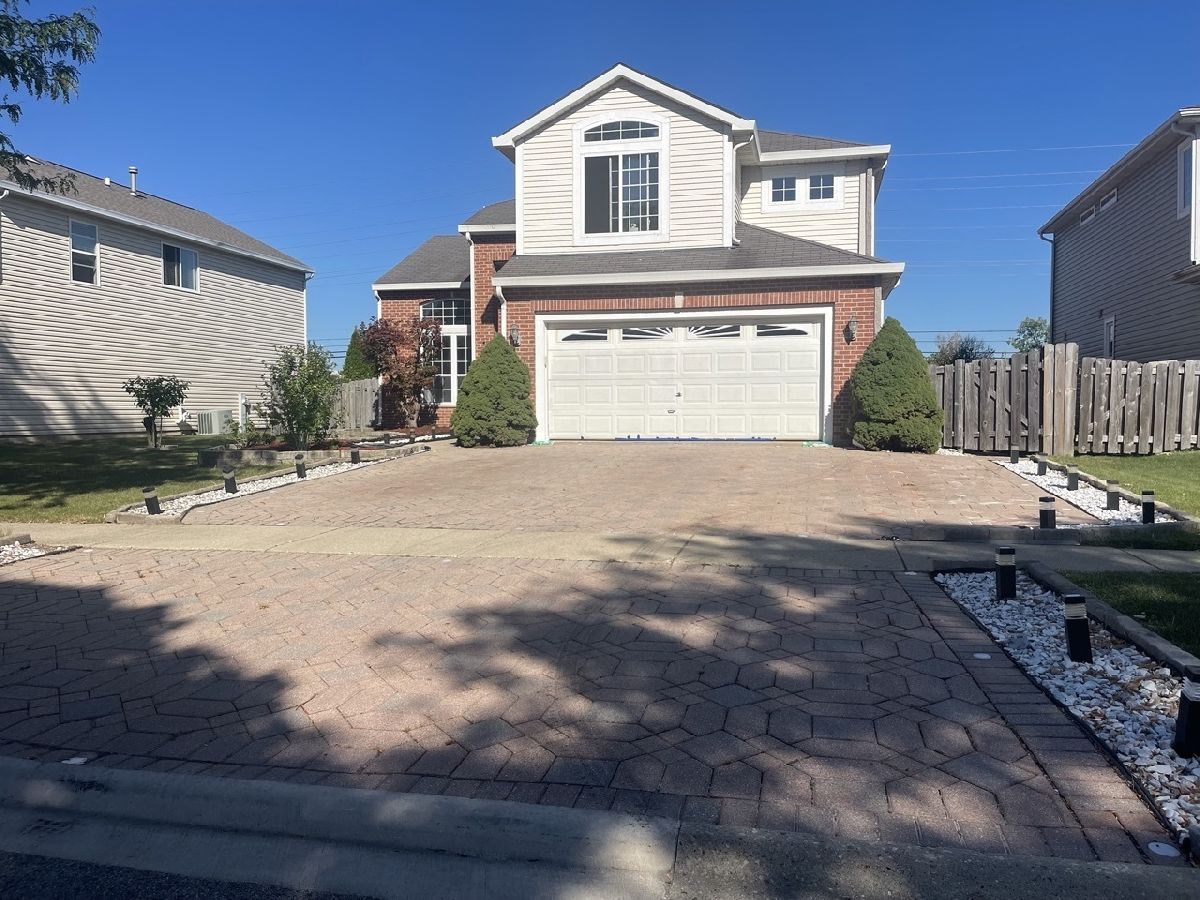 Homes Sold Provence Lake In The Hills Illinois, 820 Parc