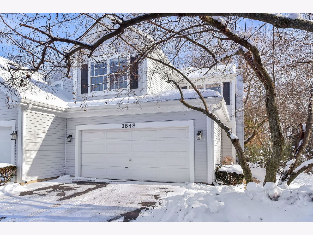 Townhomes & Condos Rented Tanglewood St Charles Illinois, 1848 Lucylle