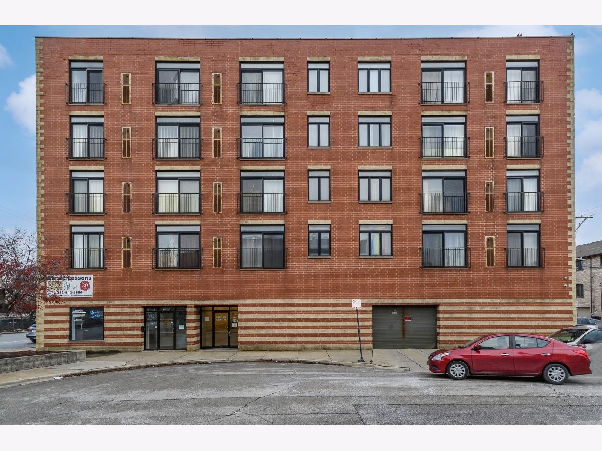 Townhomes & Condos & Homes Sold Armour Square Chicago Illinois, 3000 Wentworth