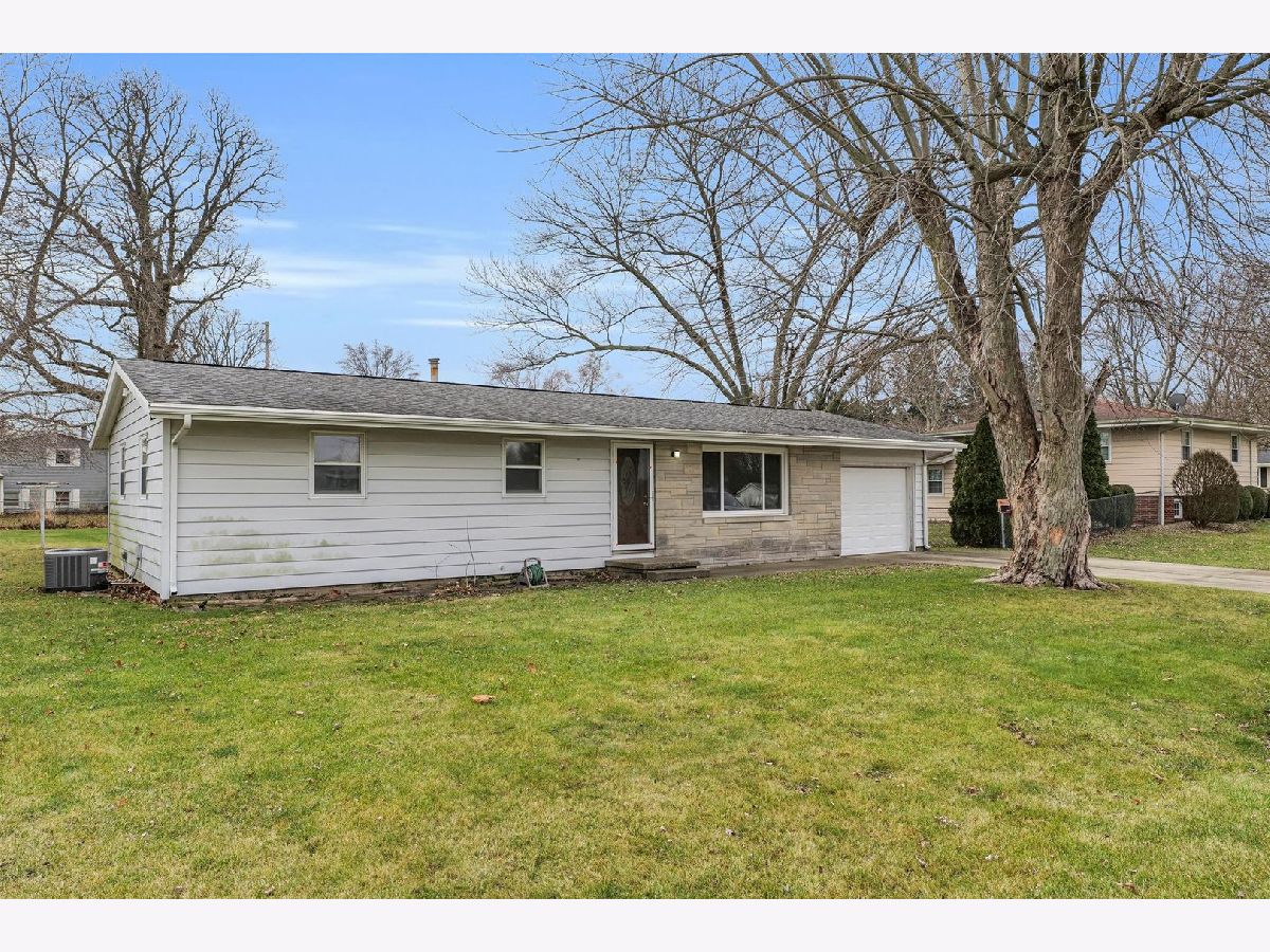 Homes Sold Pleasant View Villa Grove Illinois, 903 Harrison