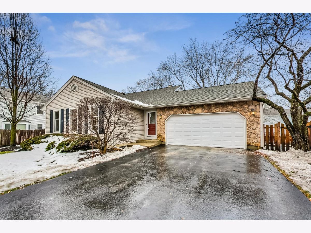 Homes & Townhomes Sold Heritage Place Buffalo Grove Illinois, 947 Saybrook