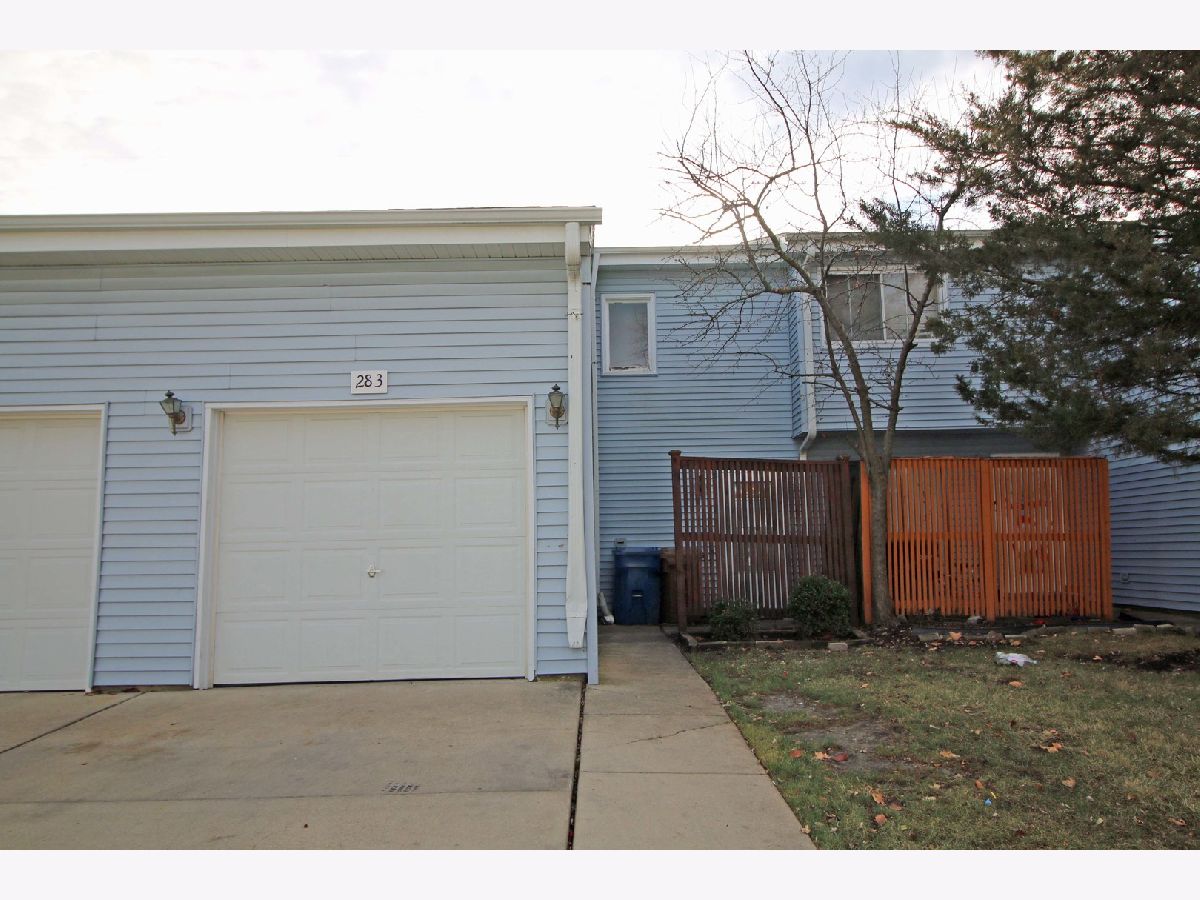 Homes & Townhomes Rented Westlake Glendale Heights Illinois, 283 Alpine