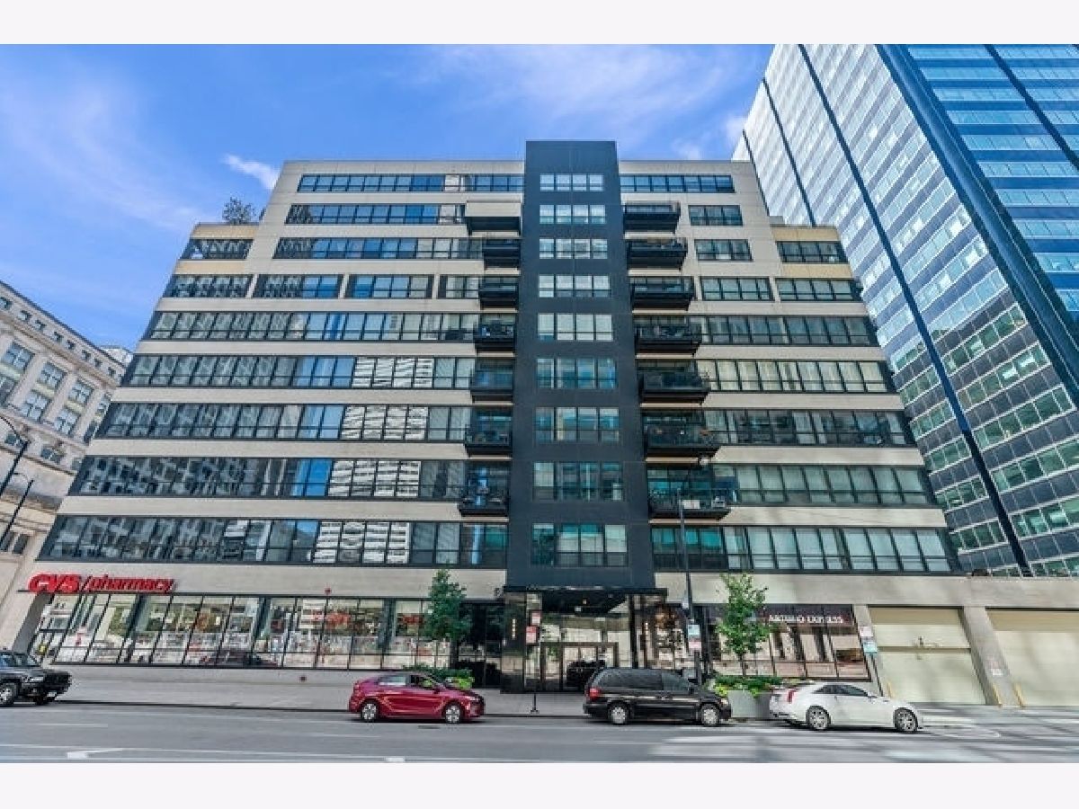 Condominiums Sold Metropolitan Place Chicago Illinois, 130 Canal