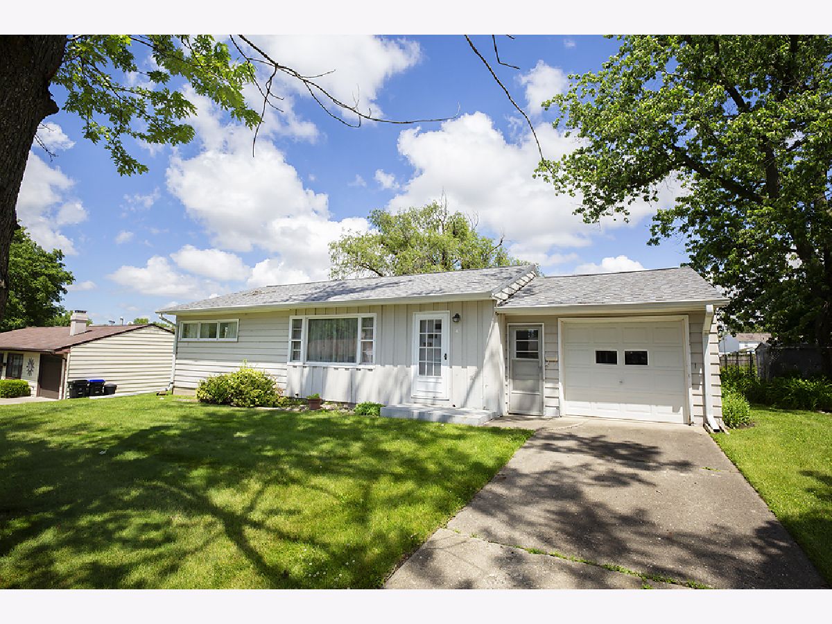 Homes Sold Sakemiller Bloomington Illinois, 4 Cottonwood