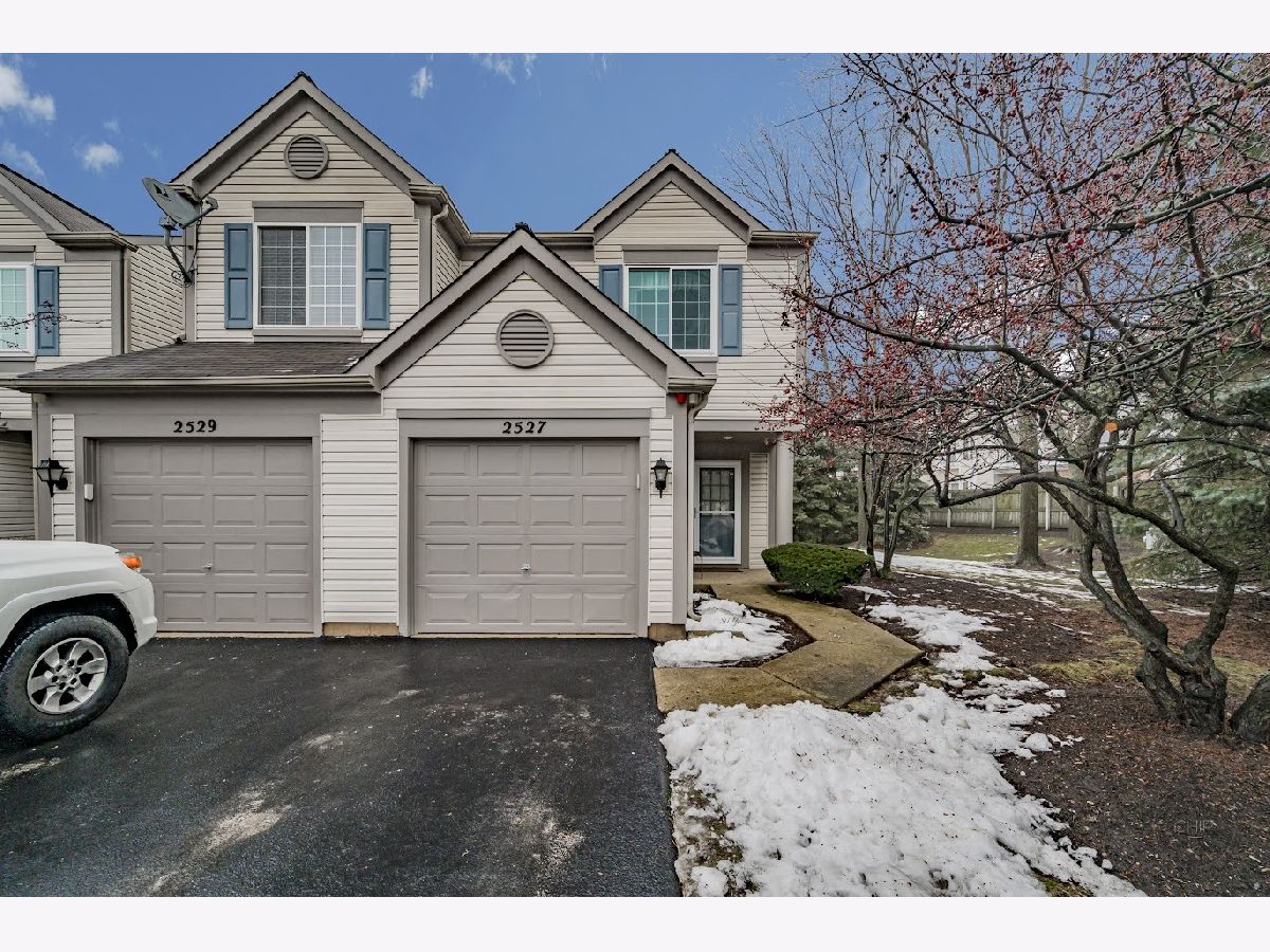 Townhomes Sold Carrolwood Naperville Illinois, 2527 Bordeaux