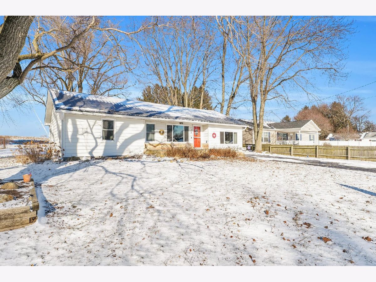  Sold White Heath Illinois, 106 Meade