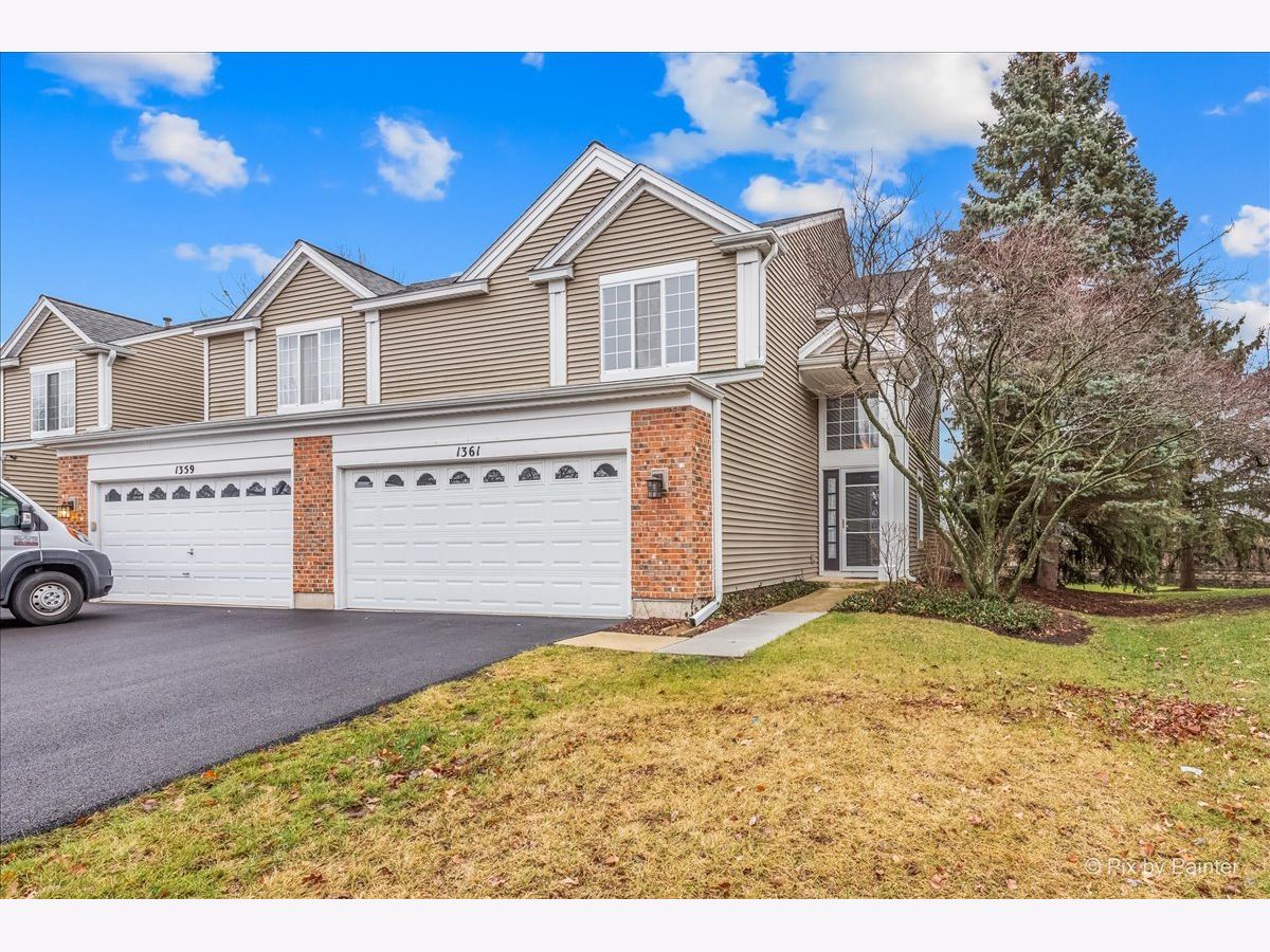 Townhomes & Condos & Homes Rented Amber Grove Bartlett Illinois, 1361 Spaulding