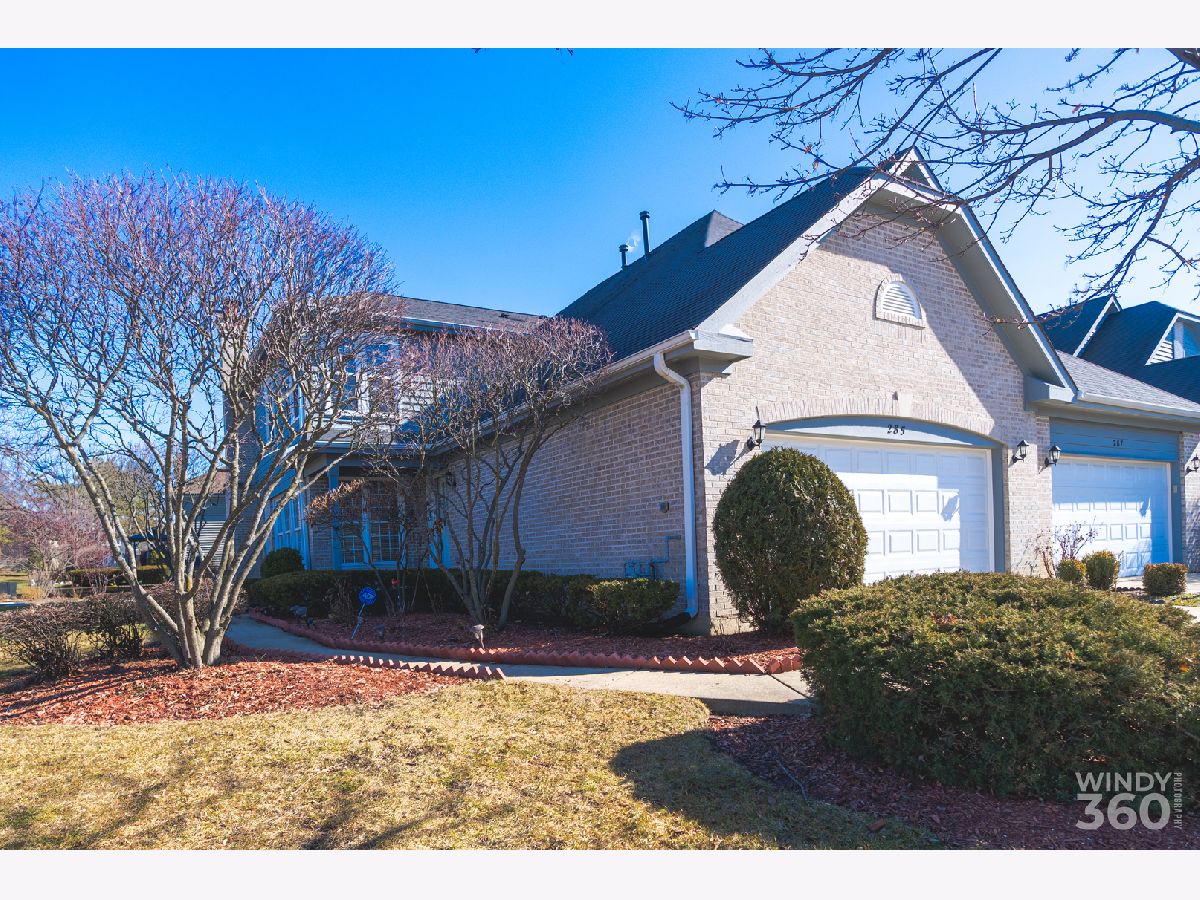 Bloomfield Club Bloomingdale IL, Townhomes & Homes For Sale & For Rent