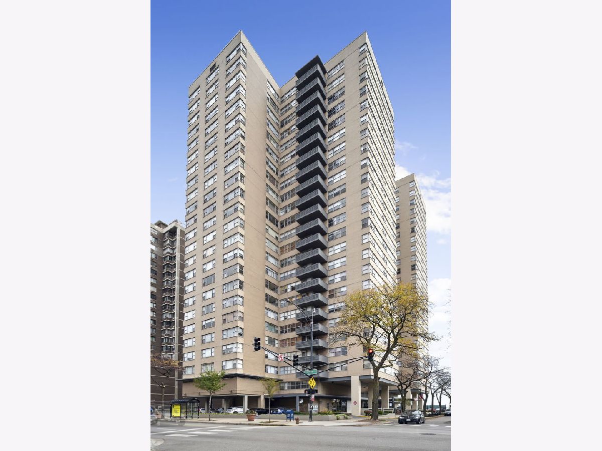 Condominiums Sold Shoreline Towers Chicago Illinois, 6301 Sheridan