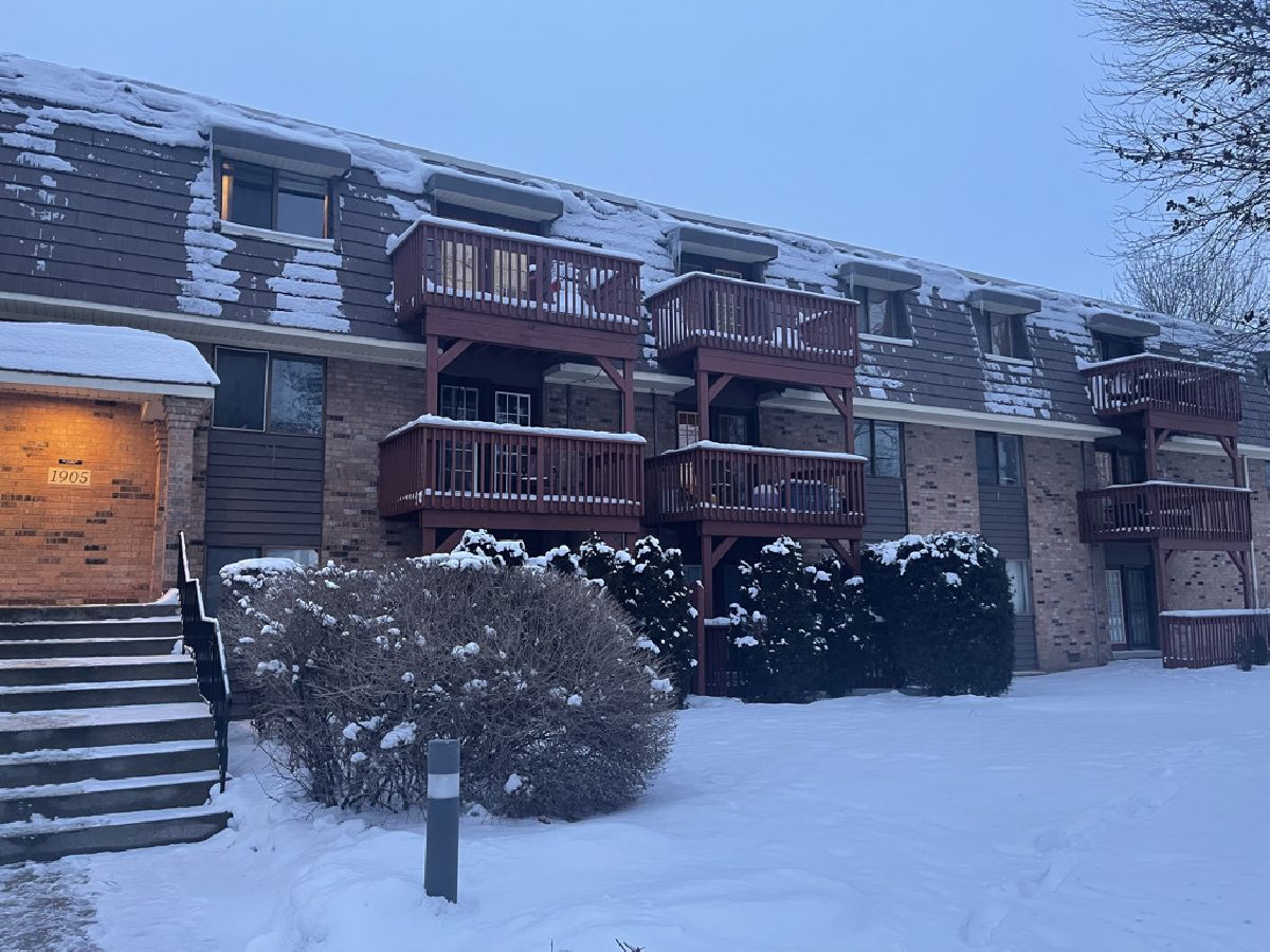 Condominiums Sold Acorn Woods Aurora Illinois, 1905 Tall Oaks