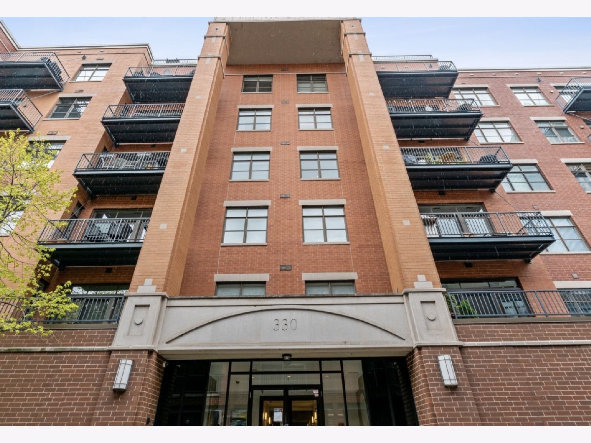 Condos & Townhomes Sold Fulton Station Chicago Illinois, 330 Clinton