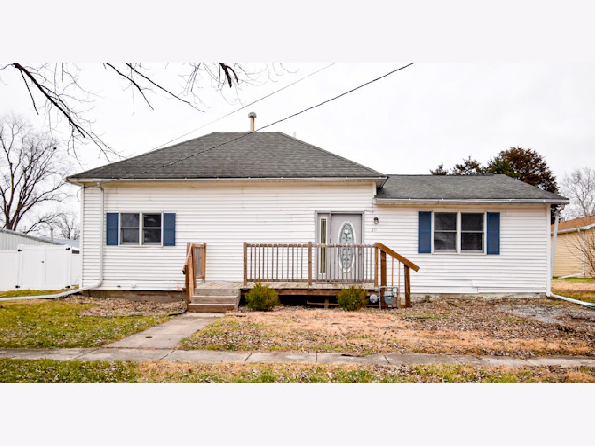  Sold Camp Point Illinois, 311 Vermont