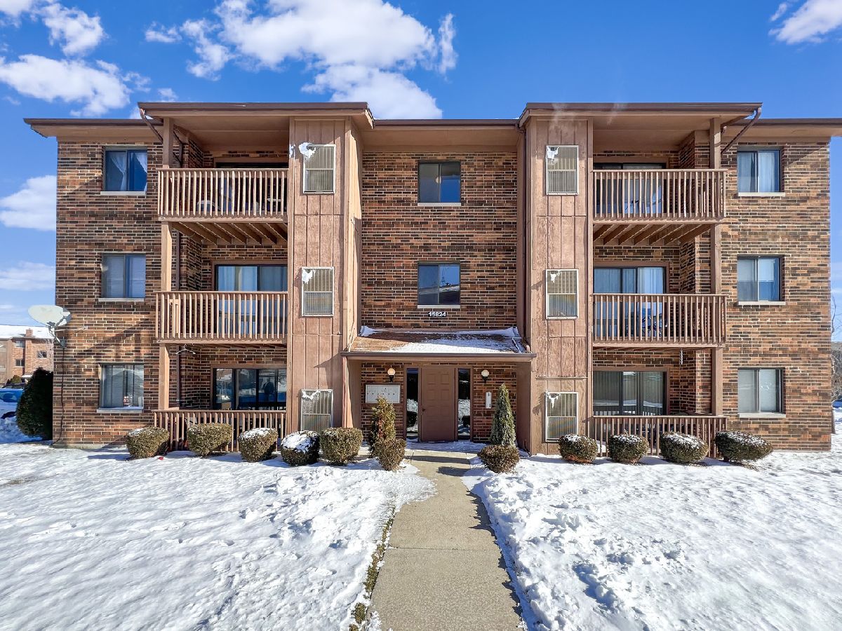 Condominiums Rented Shibui Oak Forest Illinois, 15824 Peggy