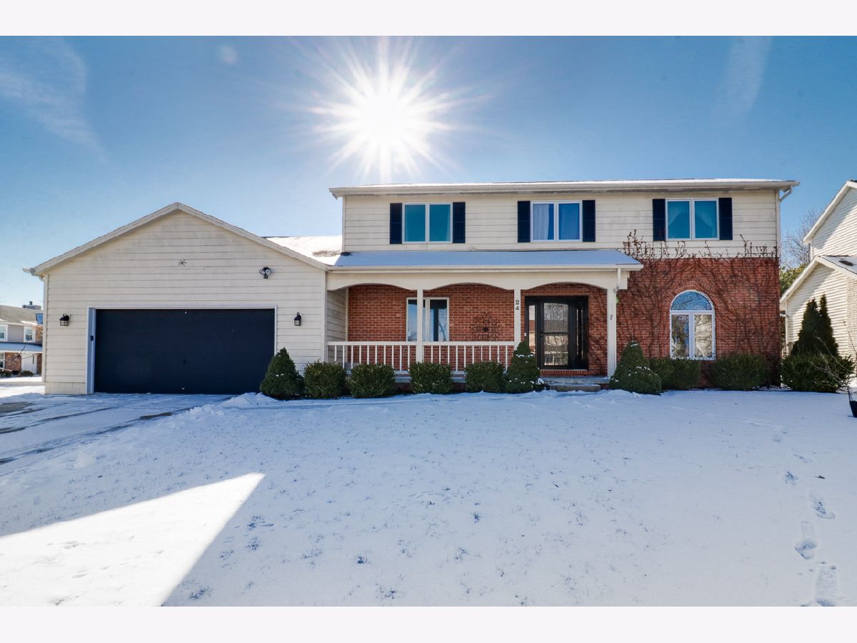 Homes & Condos & Townhomes Sold Northpoint Bloomington Illinois, 24 Harbor Pointe