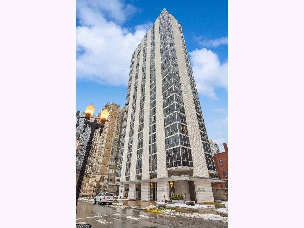 Condominiums Sold Constellation Chicago Illinois, 1555 Dearborn