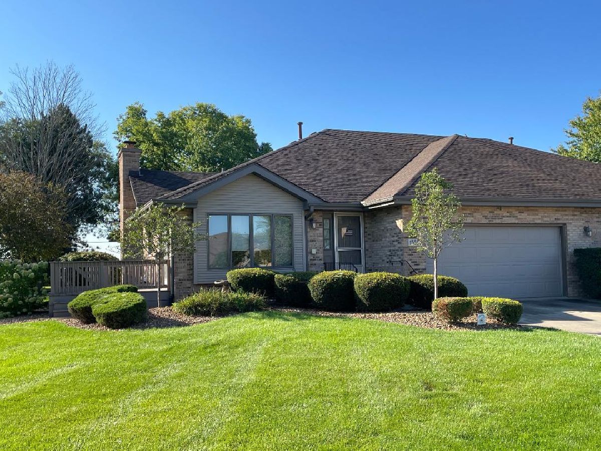 Townhomes Sold Grand Prairie New Lenox Illinois, 1550 Tall Grass