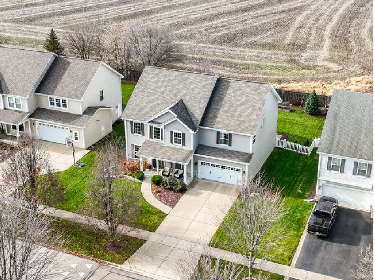 Homes Sold River Hills Bolingbrook Illinois, 2349 River Hills