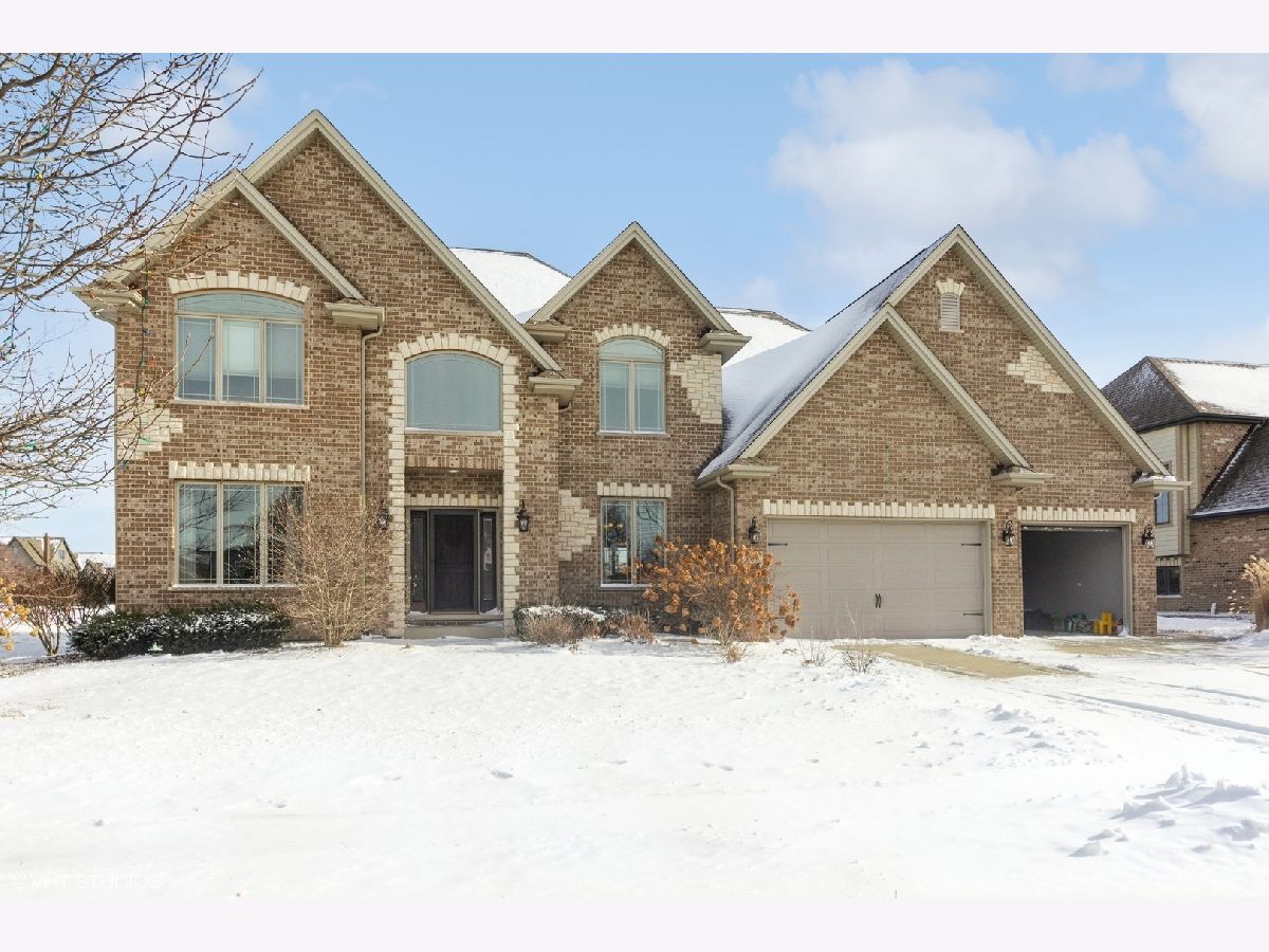 Homes Sold Waters Chase New Lenox Illinois, 2146 Viewside
