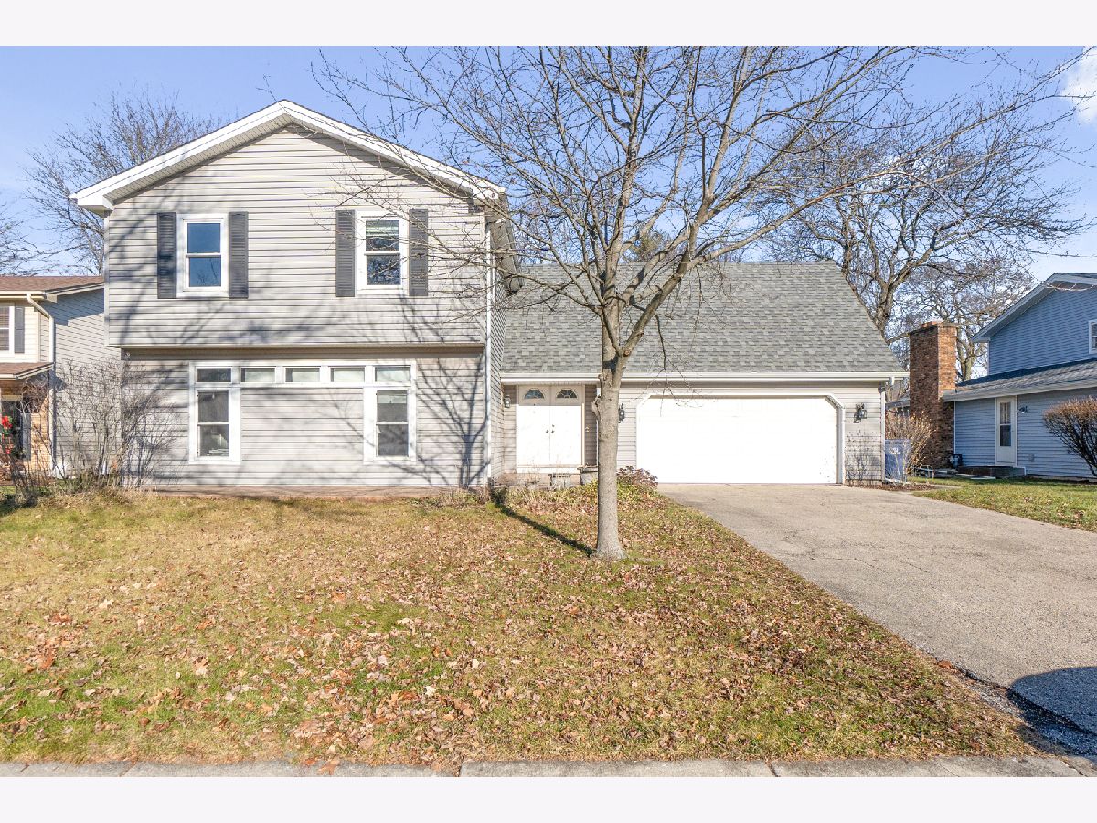 Homes Rented Pembroke Greens Naperville Illinois, 1249 Edward
