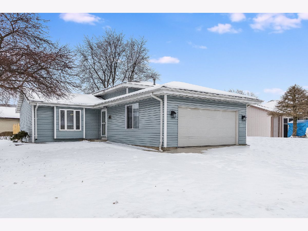 Homes Rented College Park Joliet Illinois, 960 Leawood
