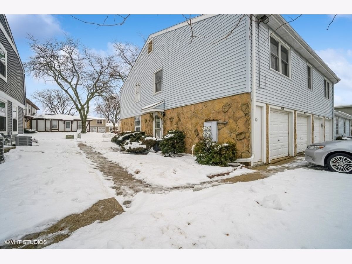 Townhomes & Condos & Homes Sold Plymouth Farms Vernon Hills Illinois, 326 Mallard