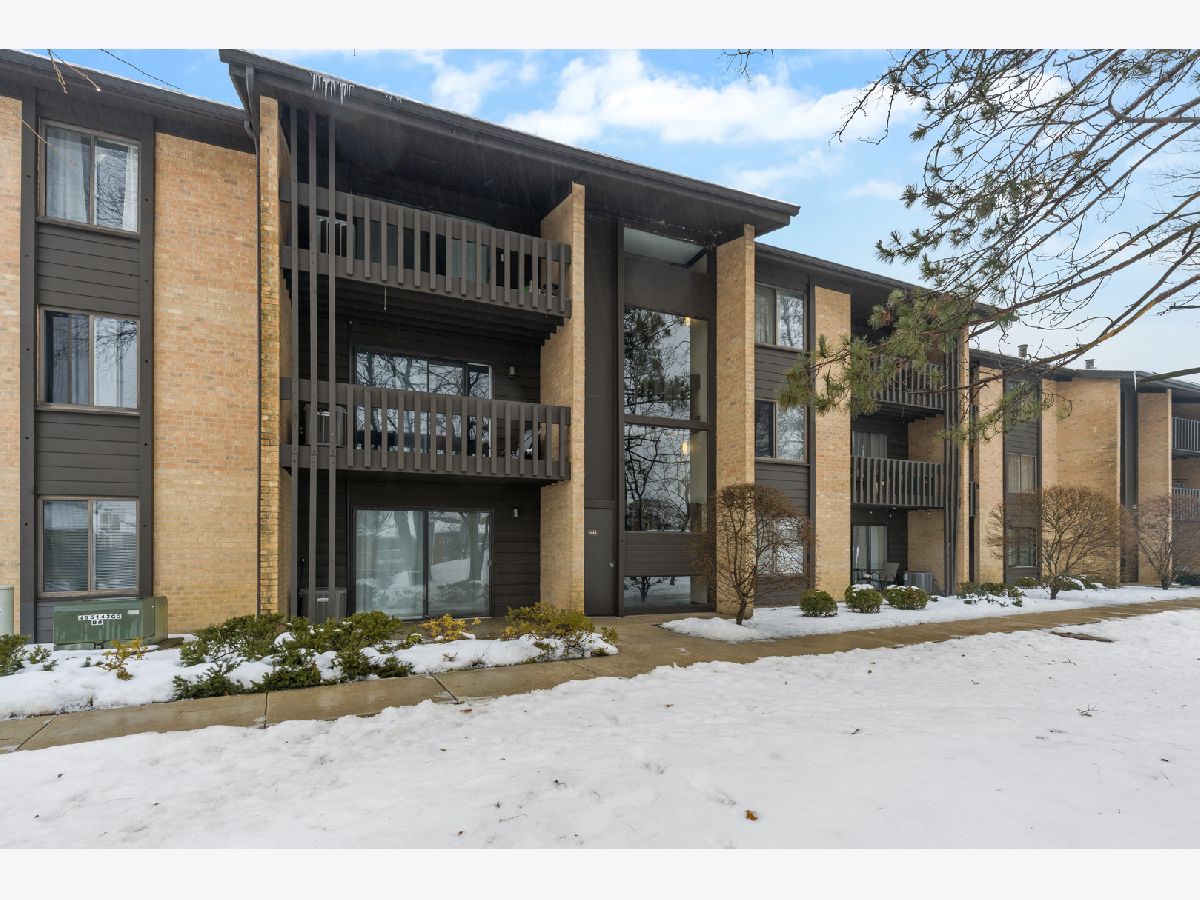 Condominiums Sold The Knolls Willowbrook Illinois, 6148 Knollwood