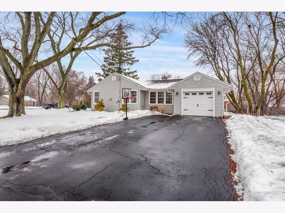Homes Sold Arlington Crest Palatine Illinois, 557 Warren