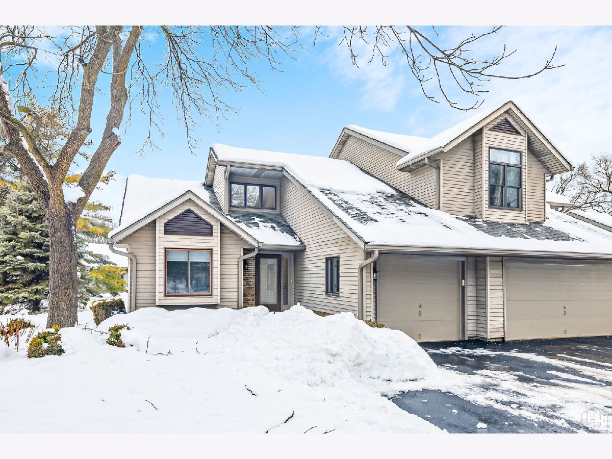 Townhomes Sold Berkshire Place Crystal Lake Illinois, 720 Eletson