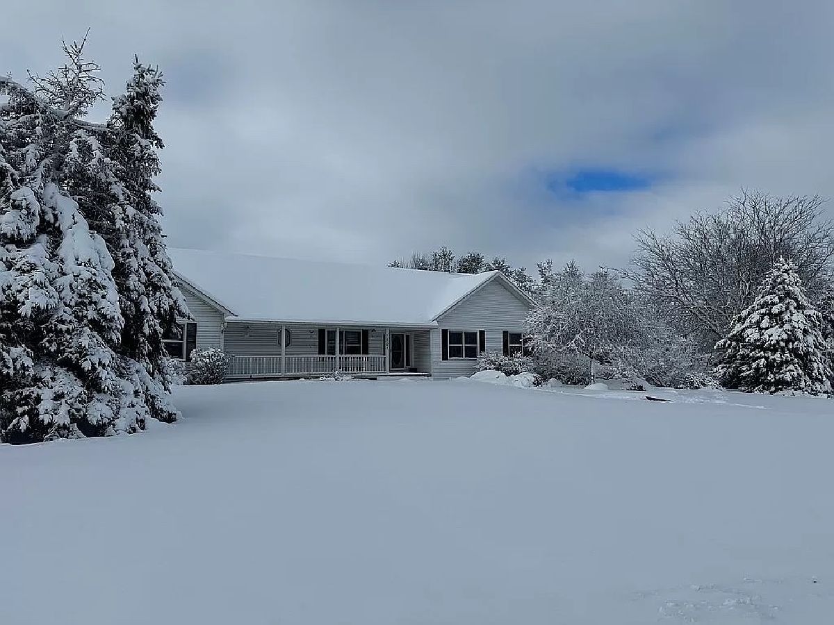 Homes Sold Thoroughbred Estates Woodstock Illinois, 2501 Mustang