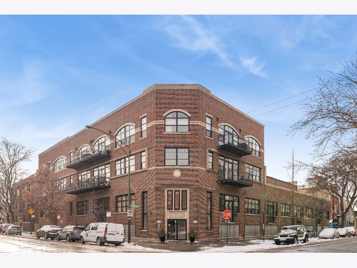 Condominiums Sold Gaertner Residences Chicago Illinois, 1201 Wrightwood